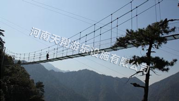 玻璃吊橋